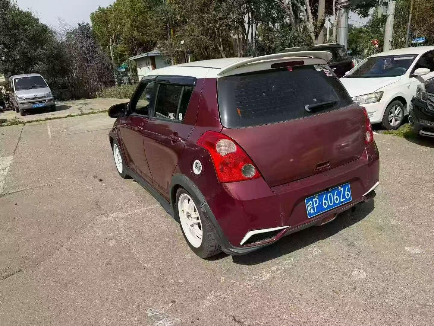 Suzuki Swift 1.5L Manual 3