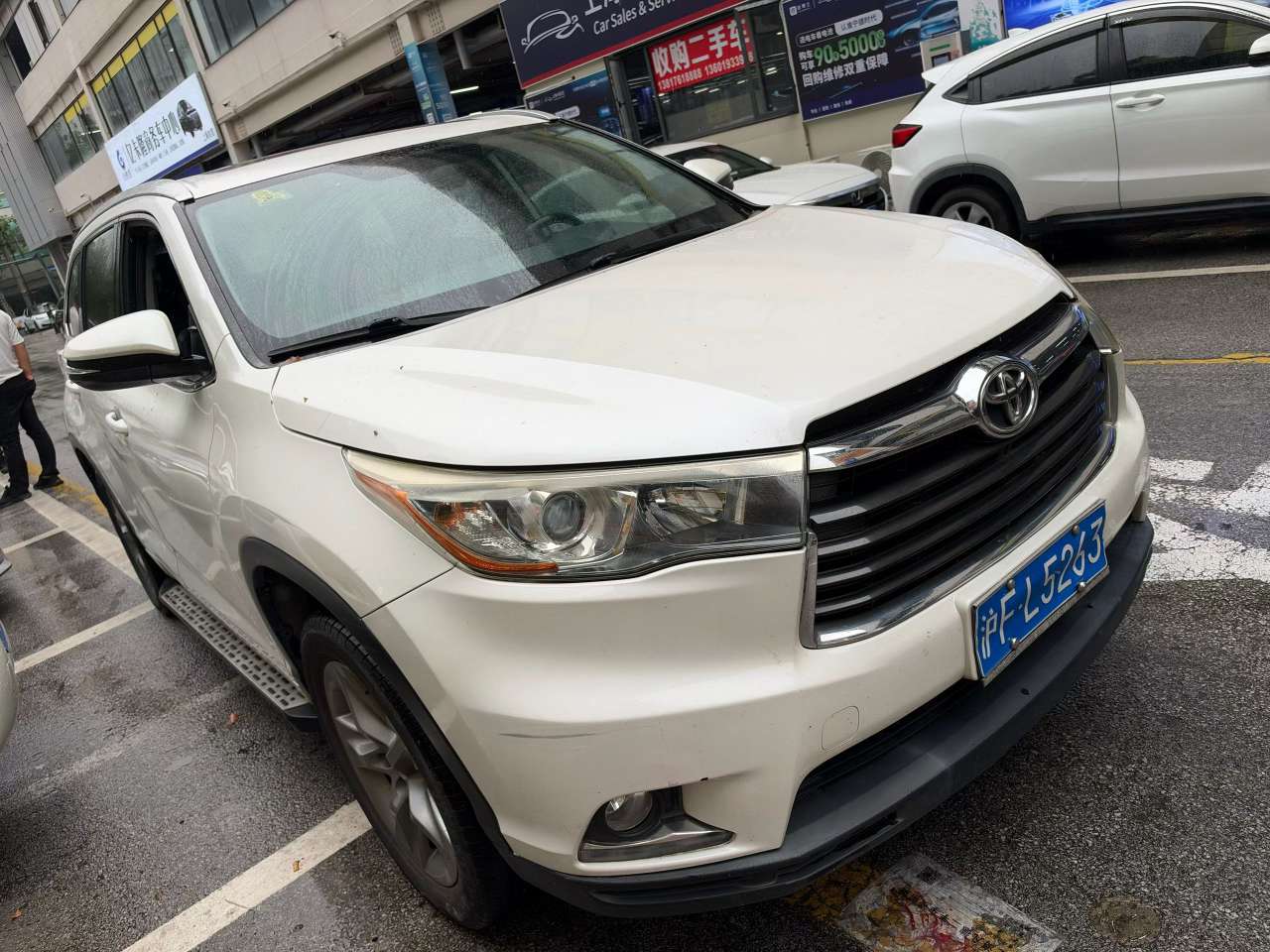 Toyota Highlander 2017 2.0T Automatic Sunroof 2WD 3