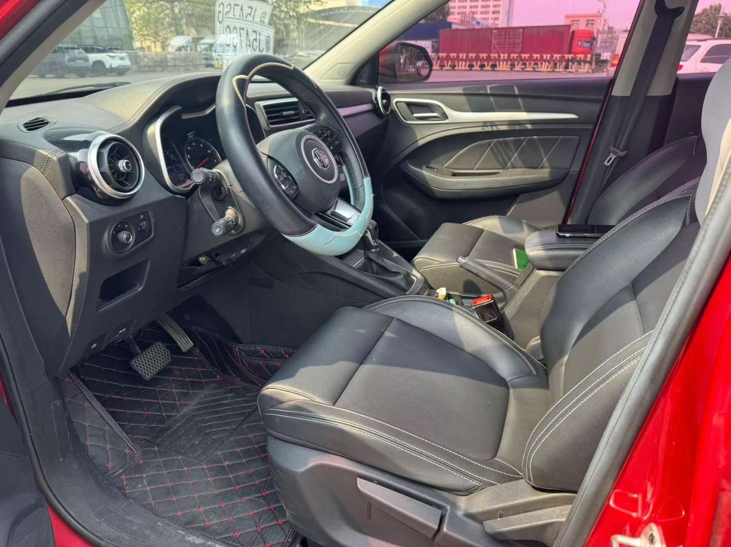 MG ZS 2018 1.5L Automatic Elite 5