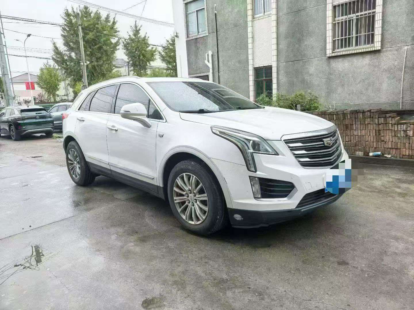 Cadillac XT5 2.0T 2WD Luxury Edition 2