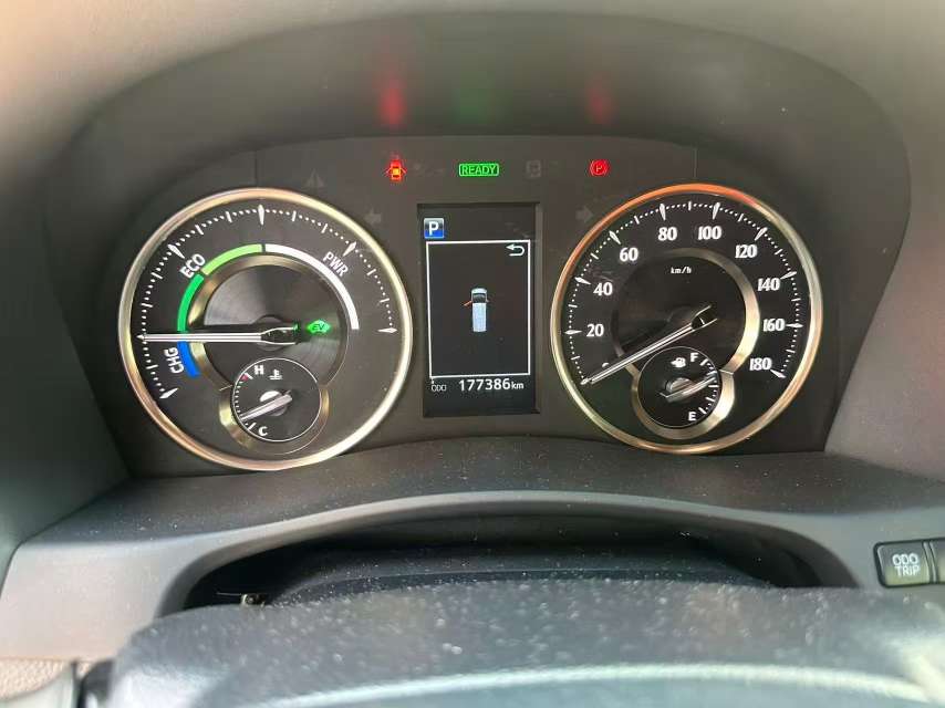Toyota Vellfire 2020 2.5 CVT HV Executive Edition 5