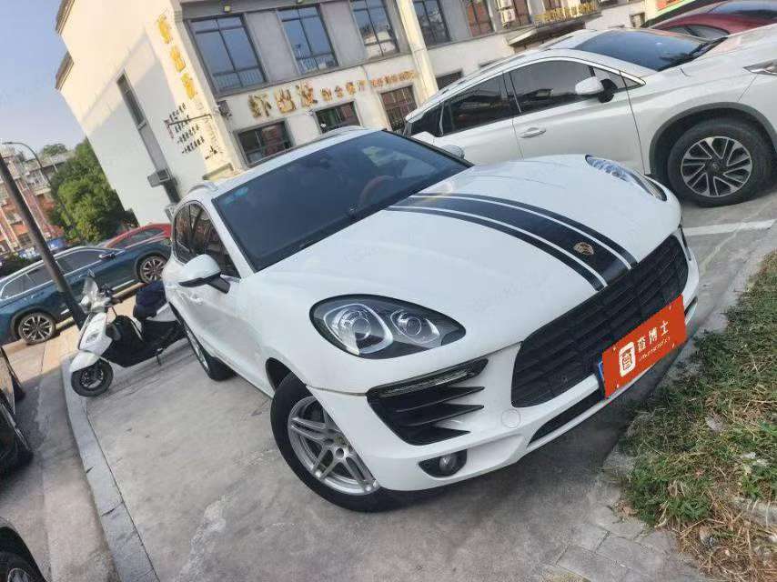 Porsche Macan 2.0T