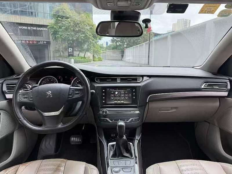 Peugeot 408 1.6T Automatic Ultimate 5