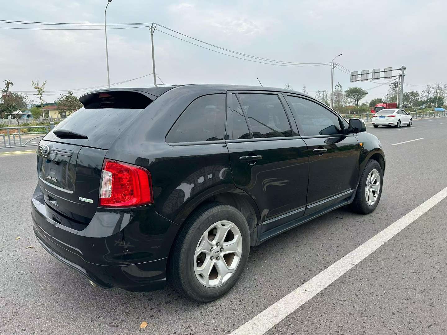 Ford Edge 2.0 6