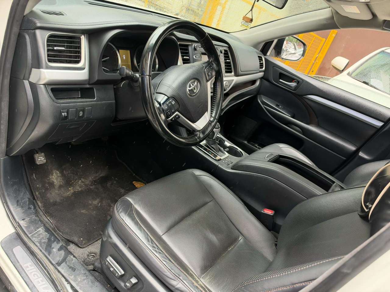 Toyota Highlander 2017 2.0T Automatic Sunroof 2WD 4