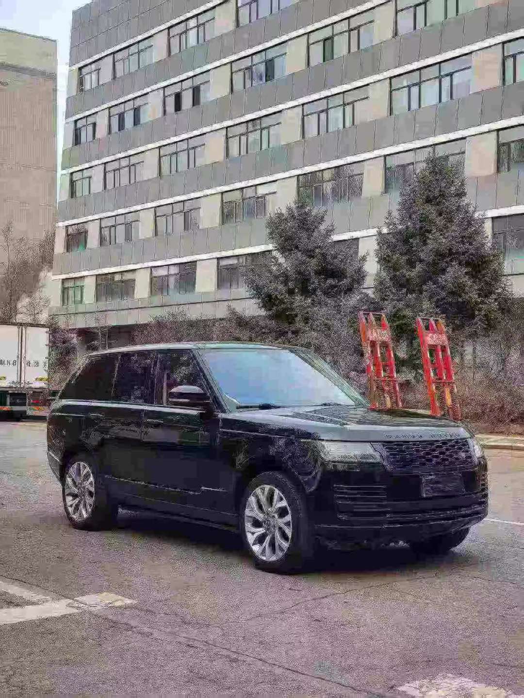 Land Rover Range Rover US Spec Obsidian Limited Edition 3