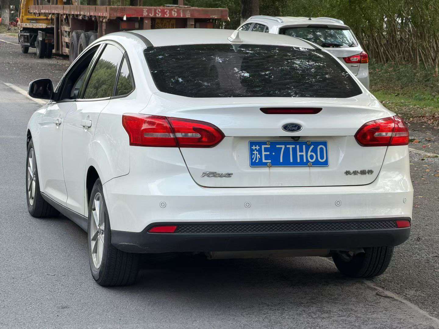 Ford Focus 2017 Sedan 1.6L Automatic Sunroof 6