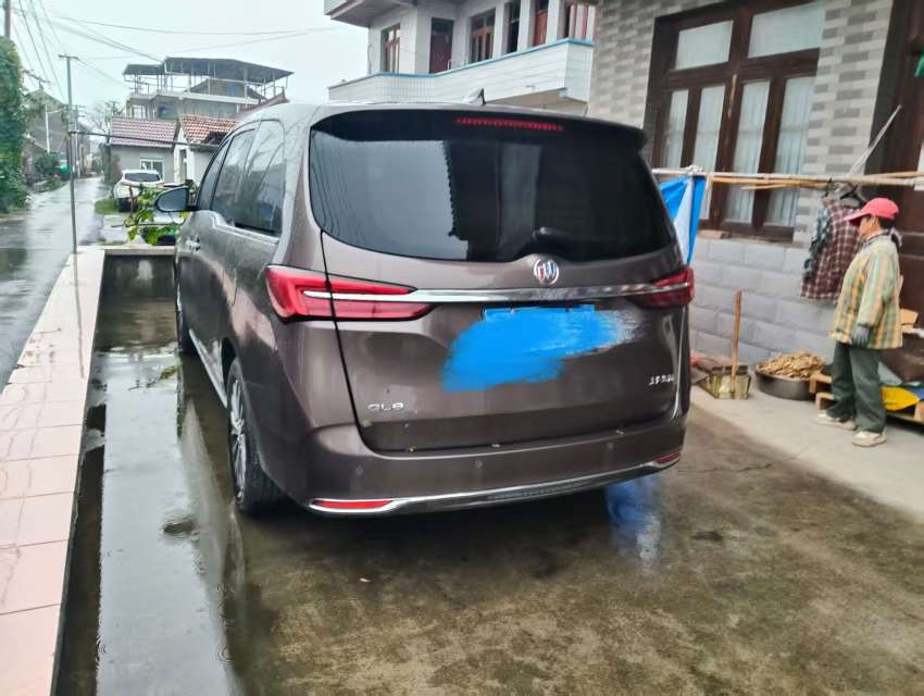 Buick GL8 2025 Automatic 2.0T With Windows 2