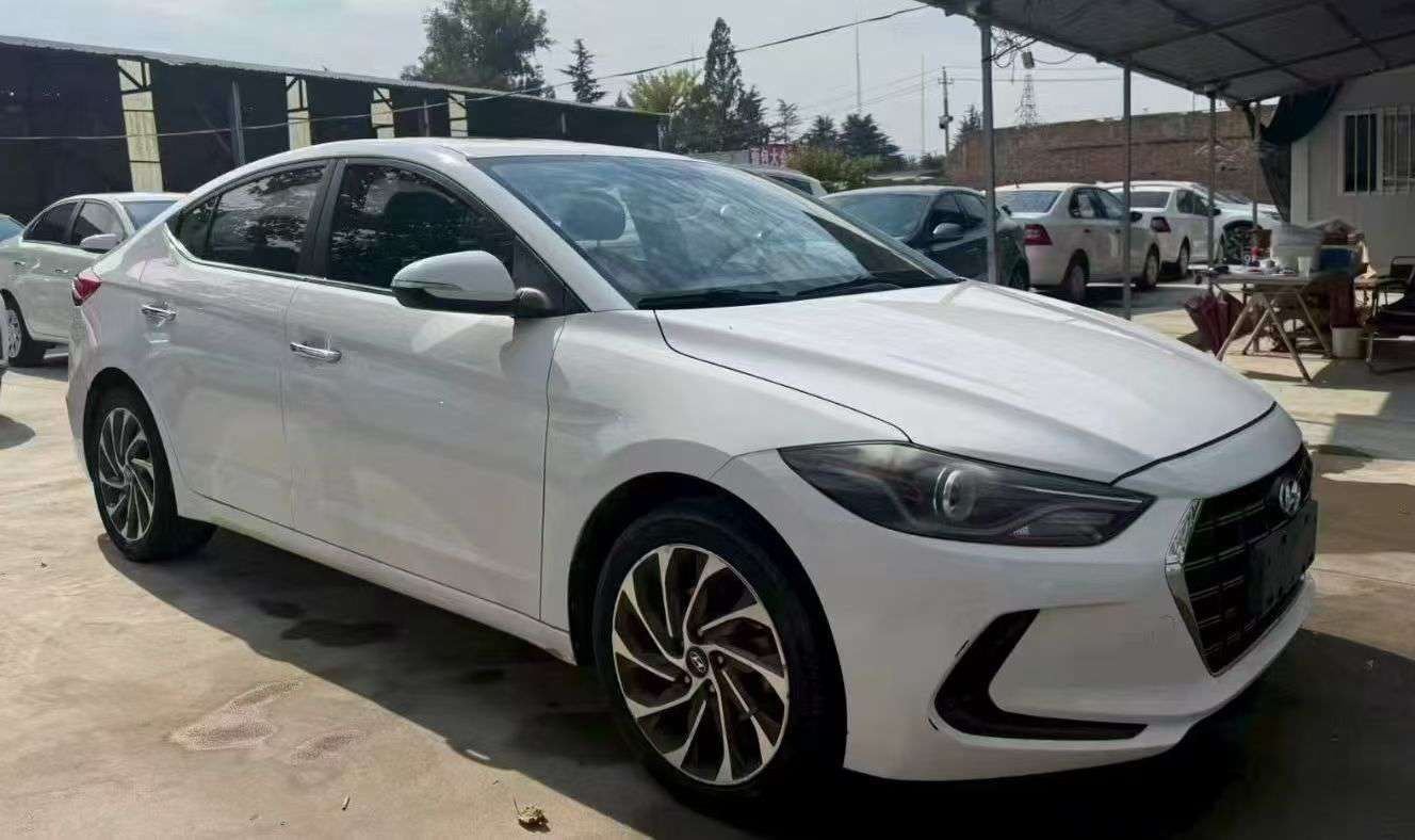 Hyundai Elantra 1.5L Zhixuan Elite Edition 3