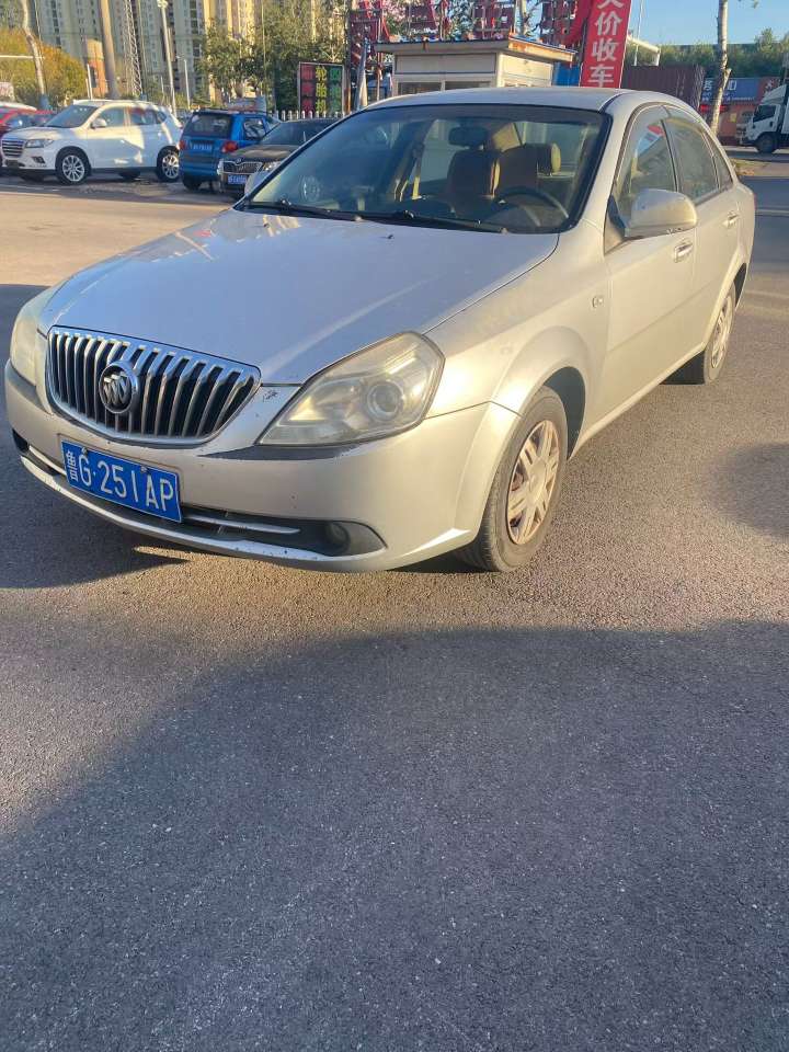 Buick Excelle Automatic 1.6 3