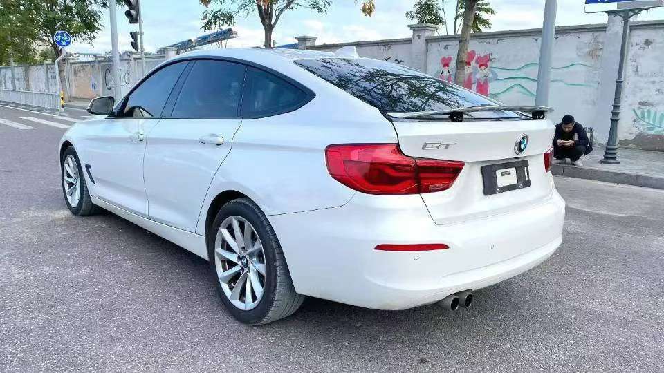 BMW 3 Series GT 2017 320iGT Fashion 5
