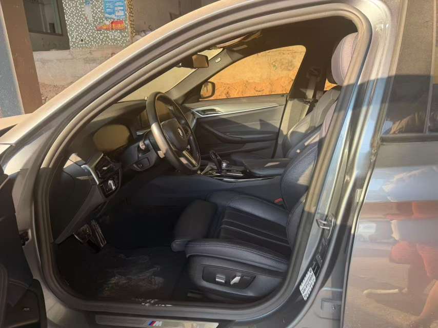 BMW 5 Series 525i M Sport Package 5