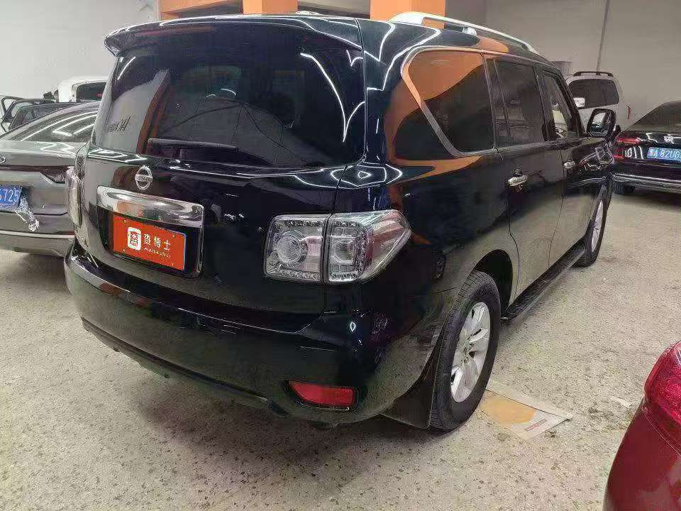 Nissan Patrol 4WD Flagship 5.6L V8 3
