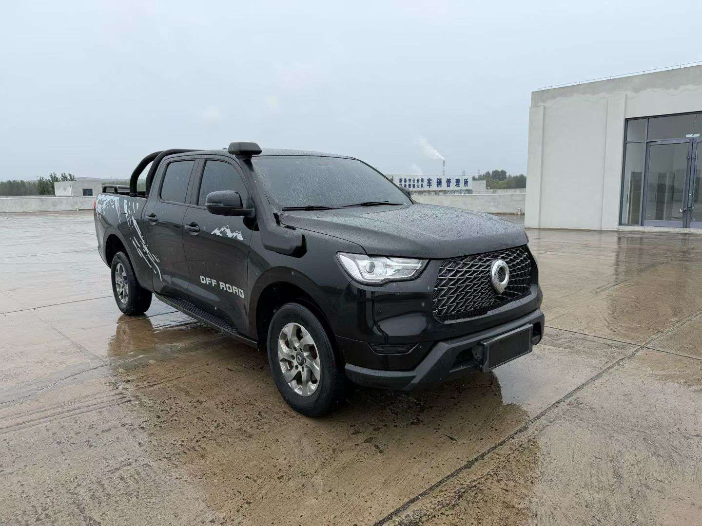 Great Wall Poer 2.0T Diesel Manual 4WD Commercial Elite Long Bed 3
