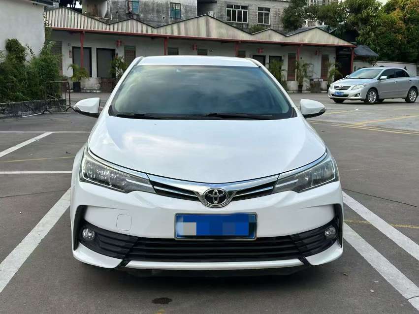 Toyota Corolla 1.2T CVT Automatic 2
