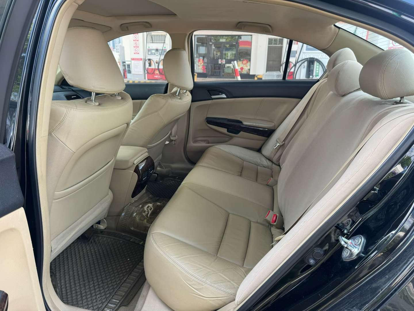 Honda Accord 2.0L Automatic Sunroof 5