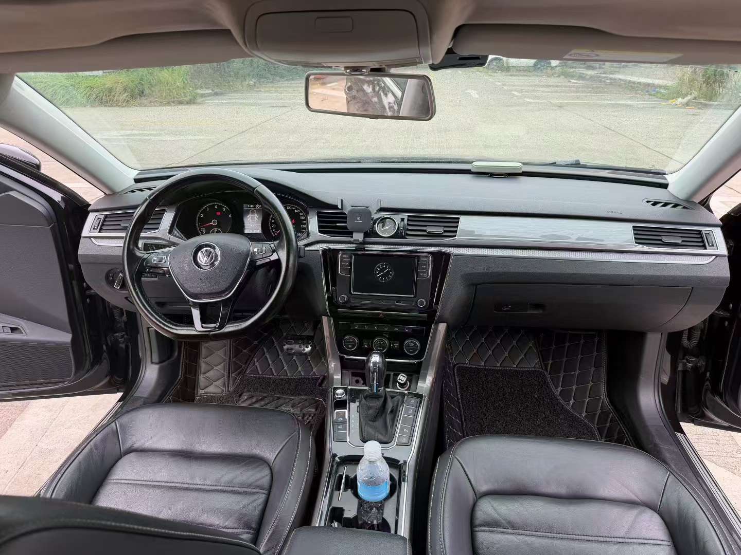 Volkswagen Passat 1.8T Prestige Edition 9