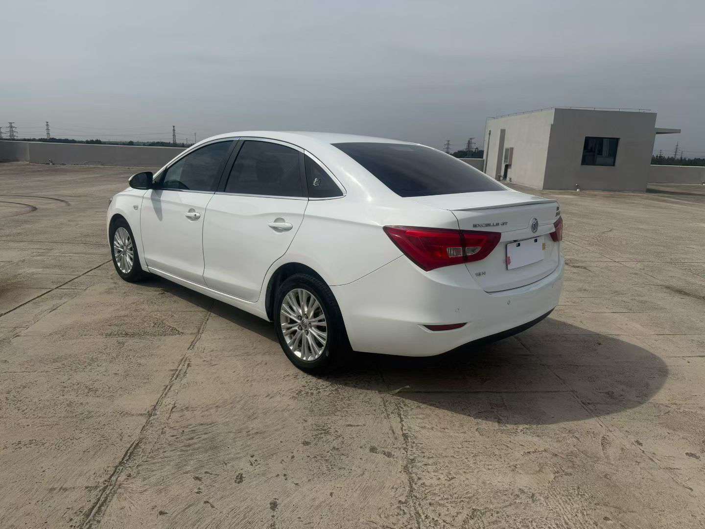 Buick Excelle 1.5L Automatic Elite 9