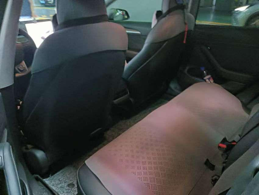 Tesla Model 3 5