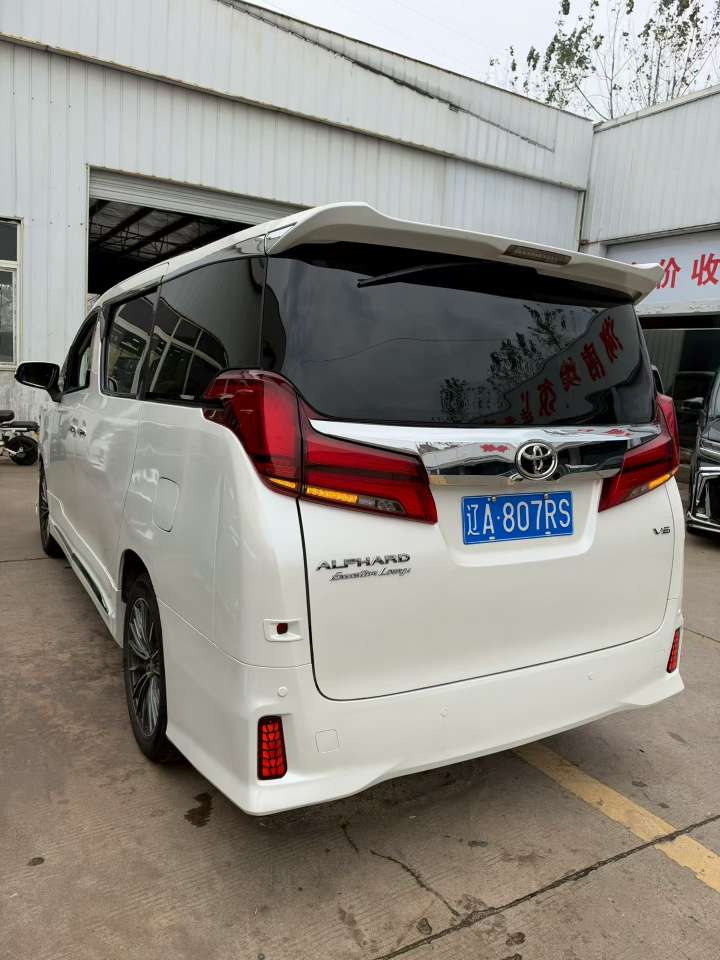 Toyota Alphard 2013 3.5 V6 7