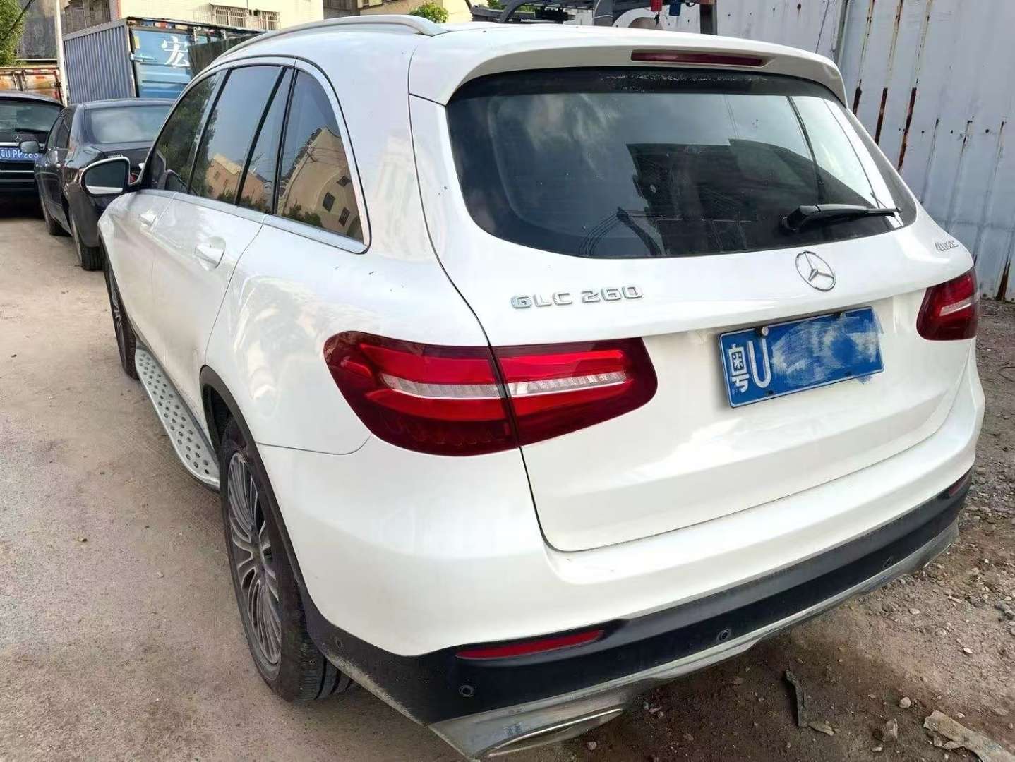 Mercedes-Benz GLC 2017 260 4MATIC 2.0T Dynamic 4