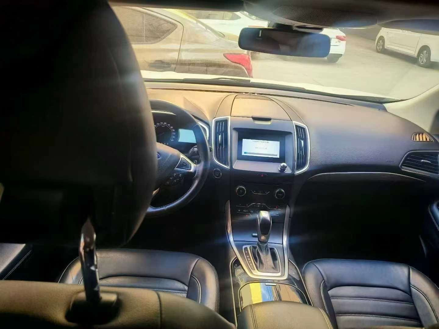 Ford Edge 2