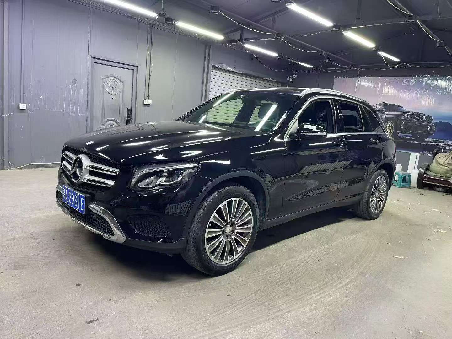 Mercedes-Benz GLC 2016 GLC260 Luxury 2