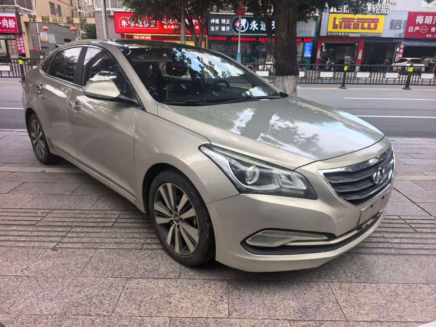 Hyundai Mistra 3