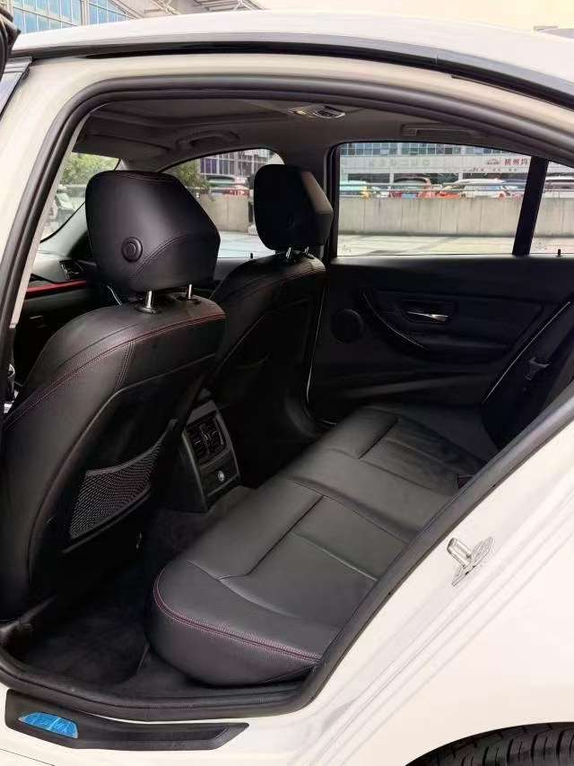 BMW 3 Series 328i M Sport Package 5