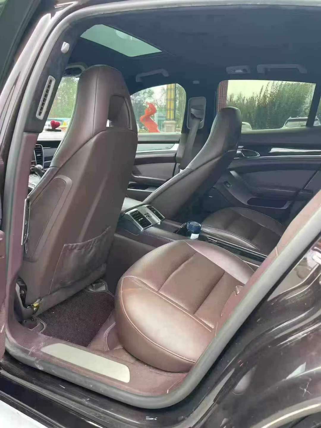 Porsche Panamera 9