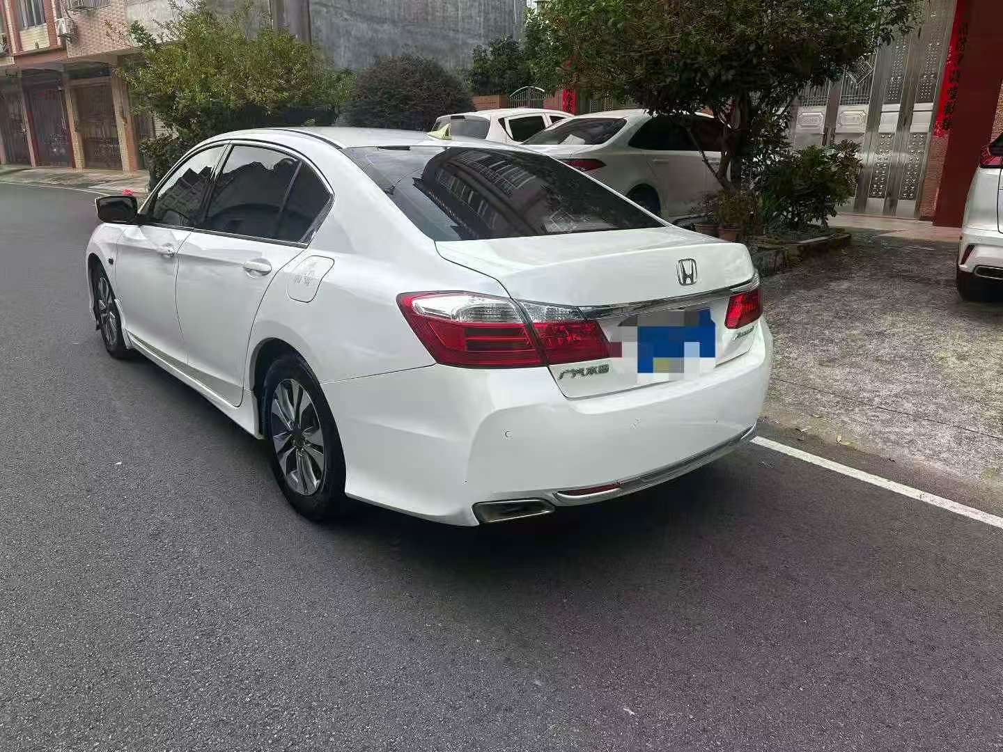 Honda Accord 2.0L Automatic Luxury 3