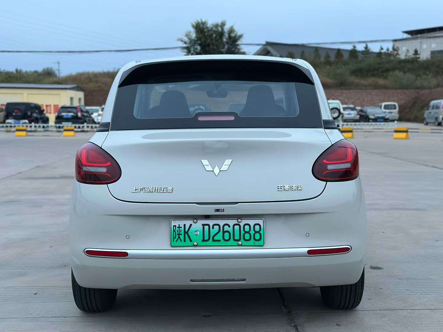 Wuling Bingo 8