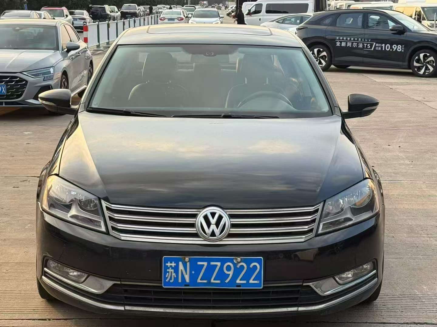 Volkswagen Magotan 2015 1.8 Automatic Sunroof