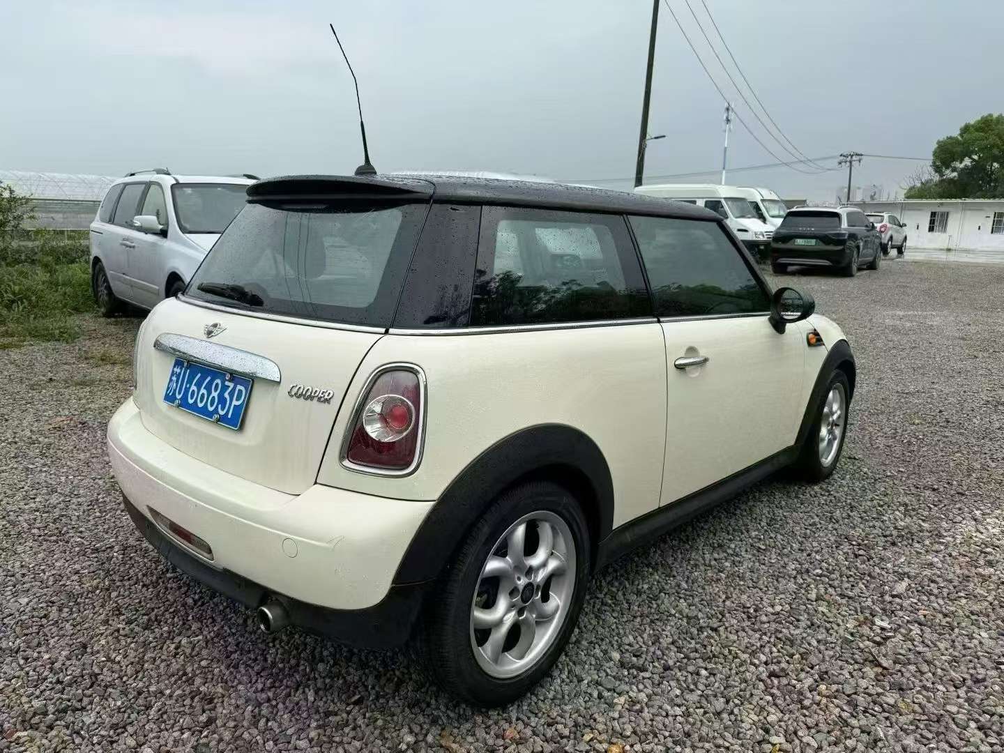 MINI 1.6L 3-Door 7