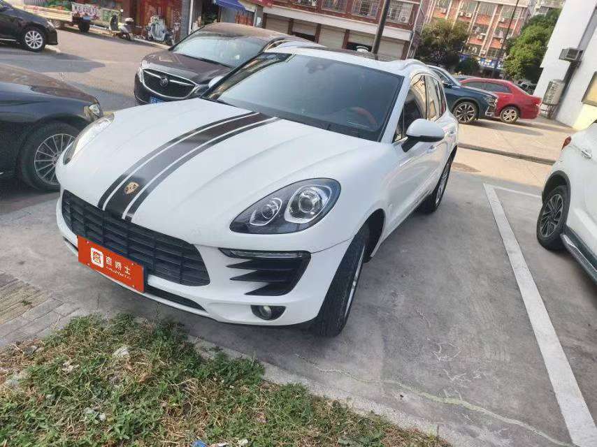 Porsche Macan 2.0T 2