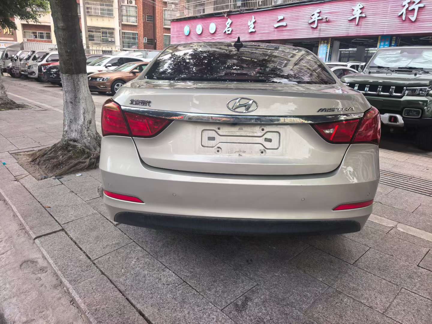 Hyundai Mistra 5