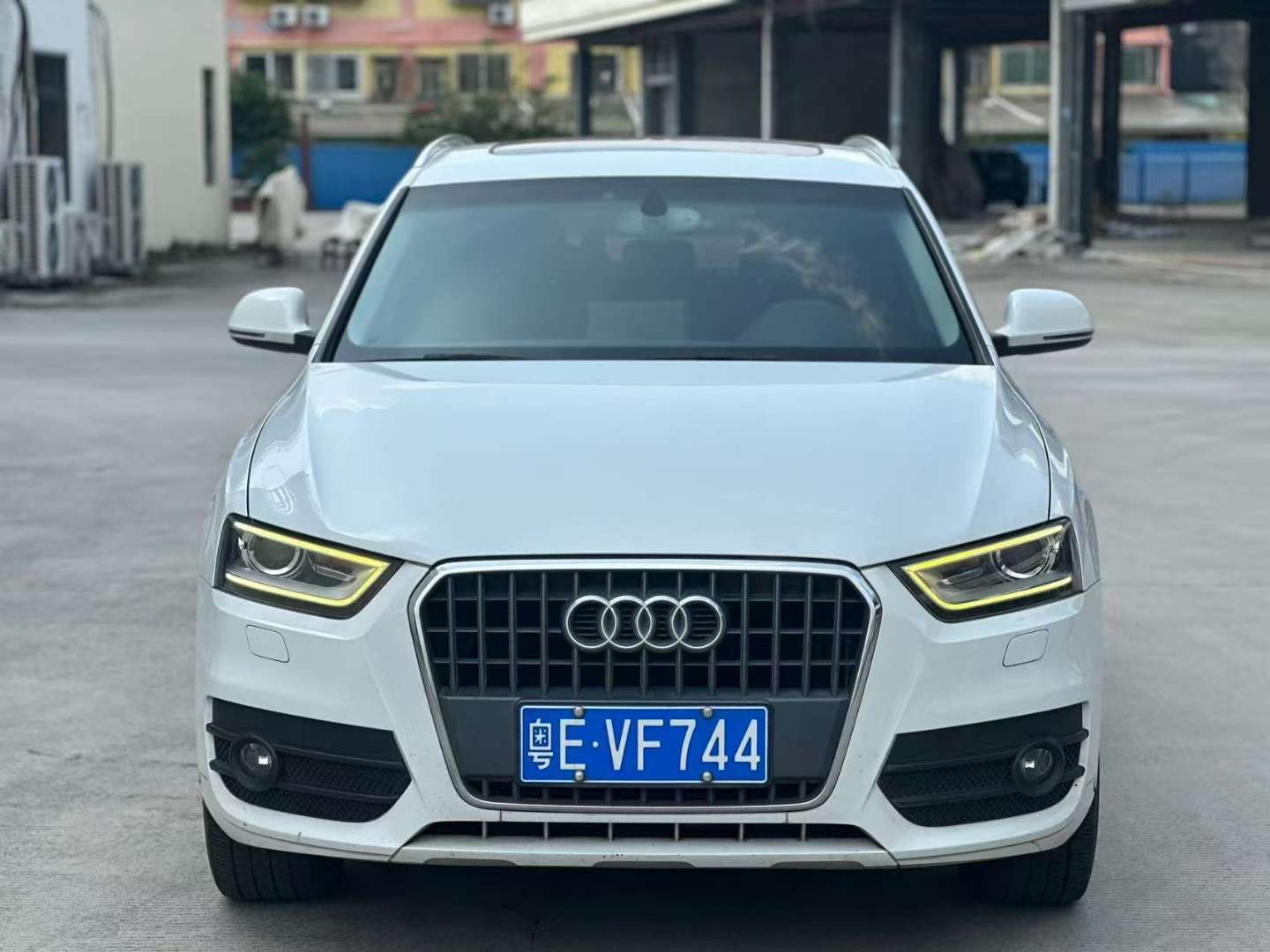 Audi Q3 2.0T Premium