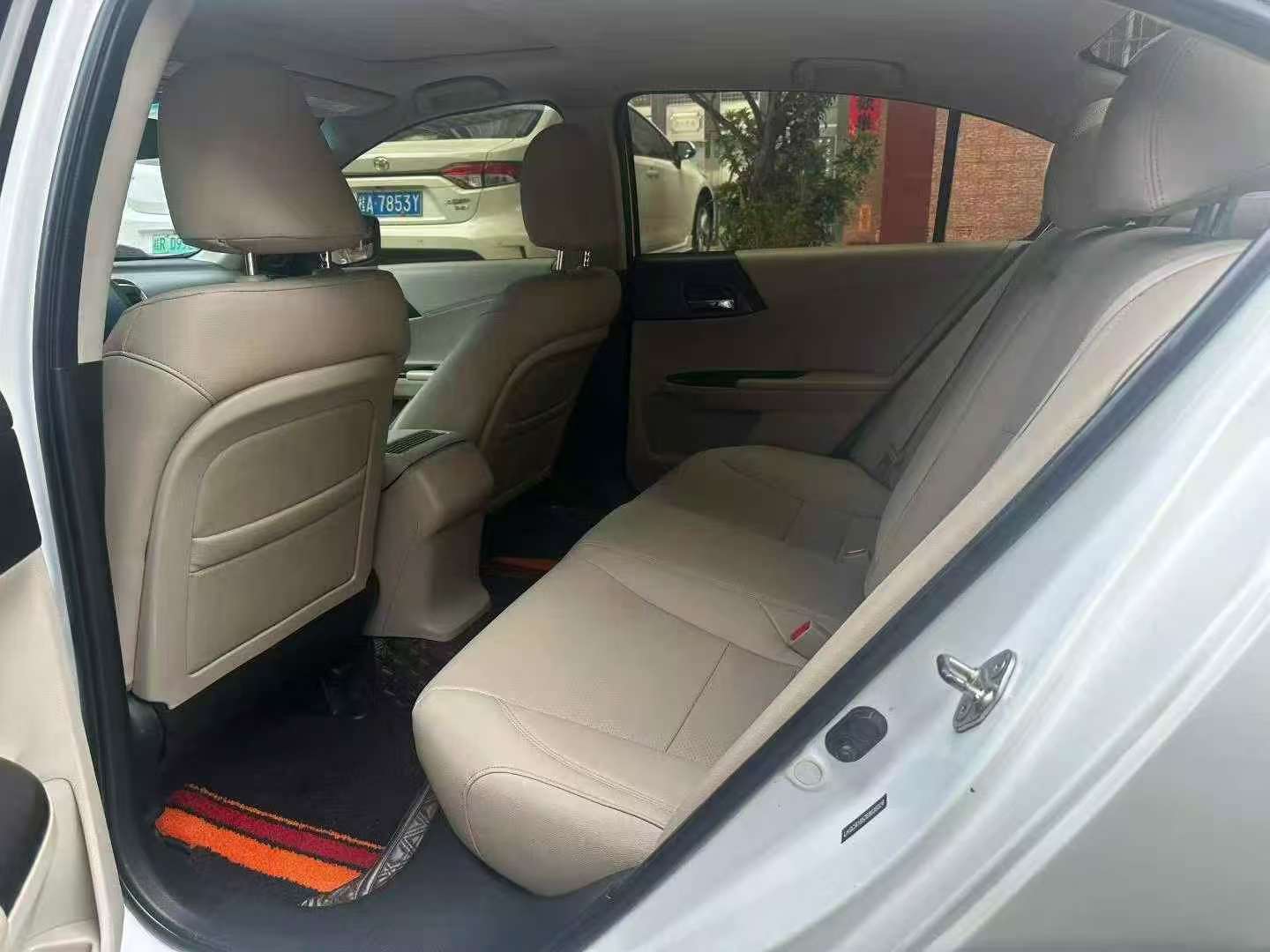 Honda Accord 2.0L Automatic Luxury 6