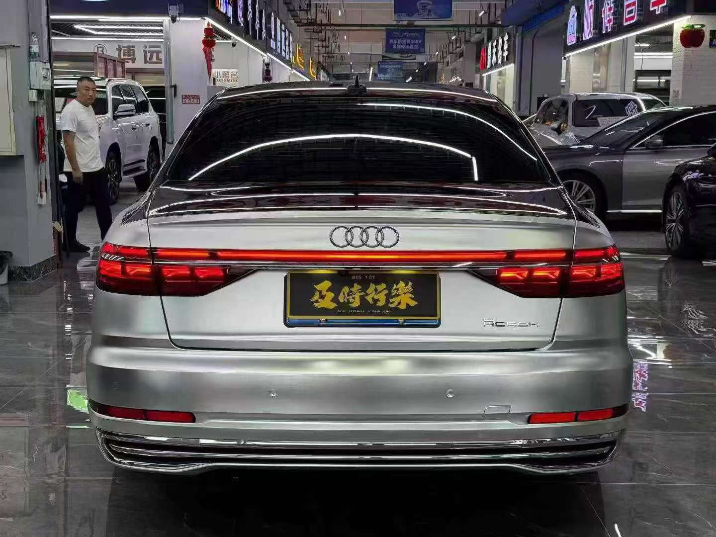 Audi A8L 2018 55 Luxury Edition 6