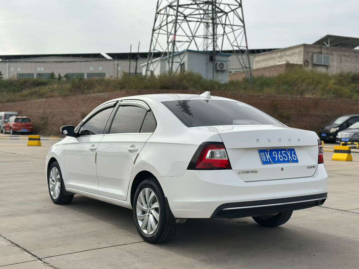 Skoda Rapid 6