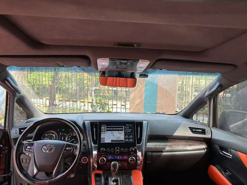 Toyota Vellfire 2020 2.5 CVT HV Executive Edition 7