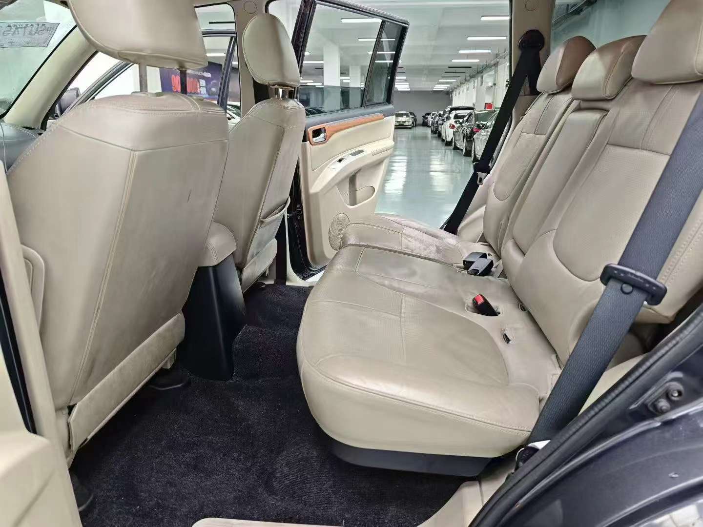 Mitsubishi Pajero 3.0 4WD Luxury 8
