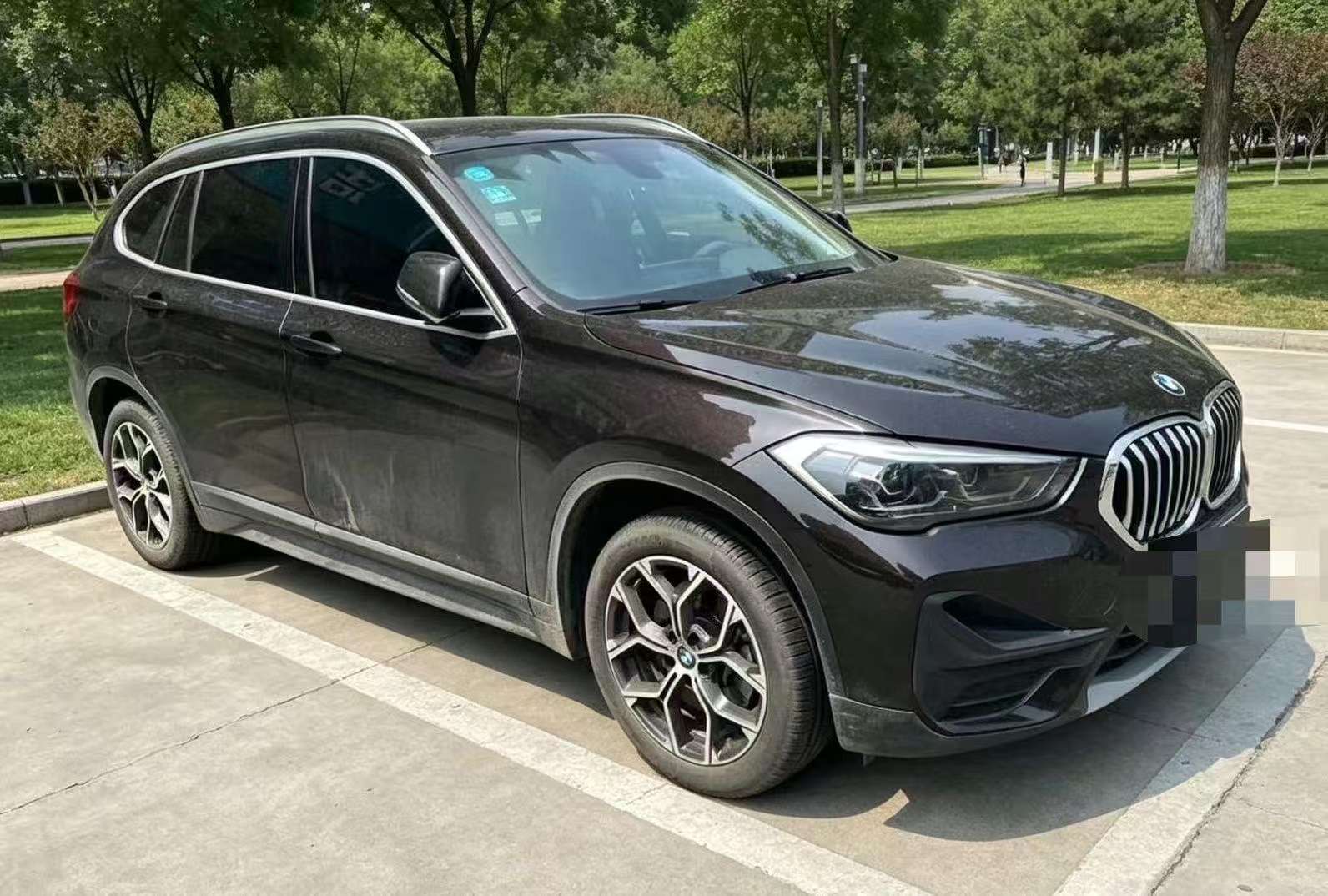 BMW X1 2.0T Leading