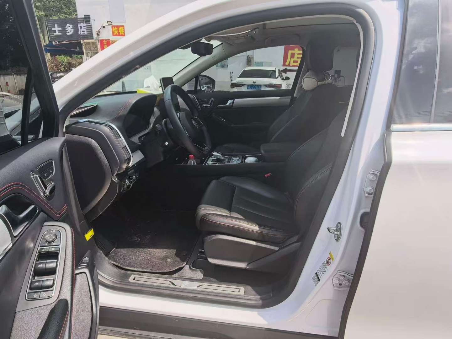 BYD Tang 2018 2.0T AWD Smart Connect Edition 7-Seater 6