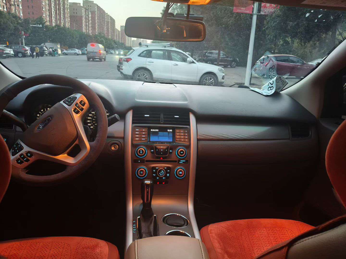 Ford Edge 2.0T 9