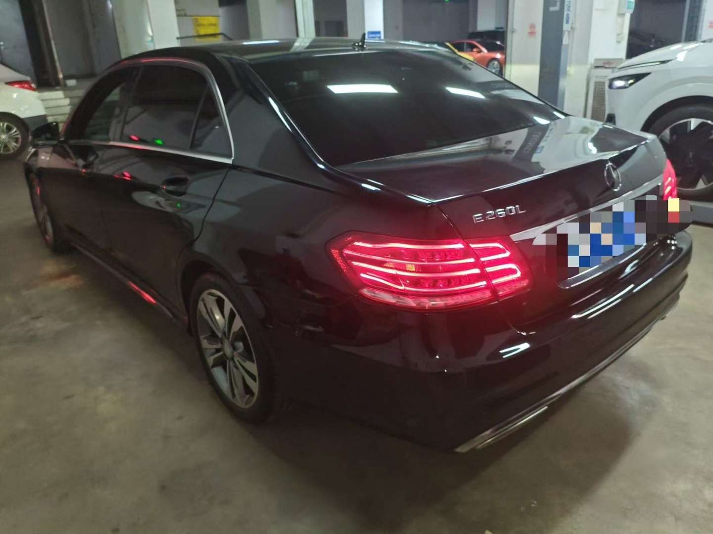 Mercedes-Benz E-Class E260L Sport 2.0T 4