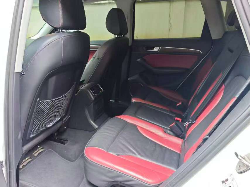 Audi Q5 2.0T Tech 7