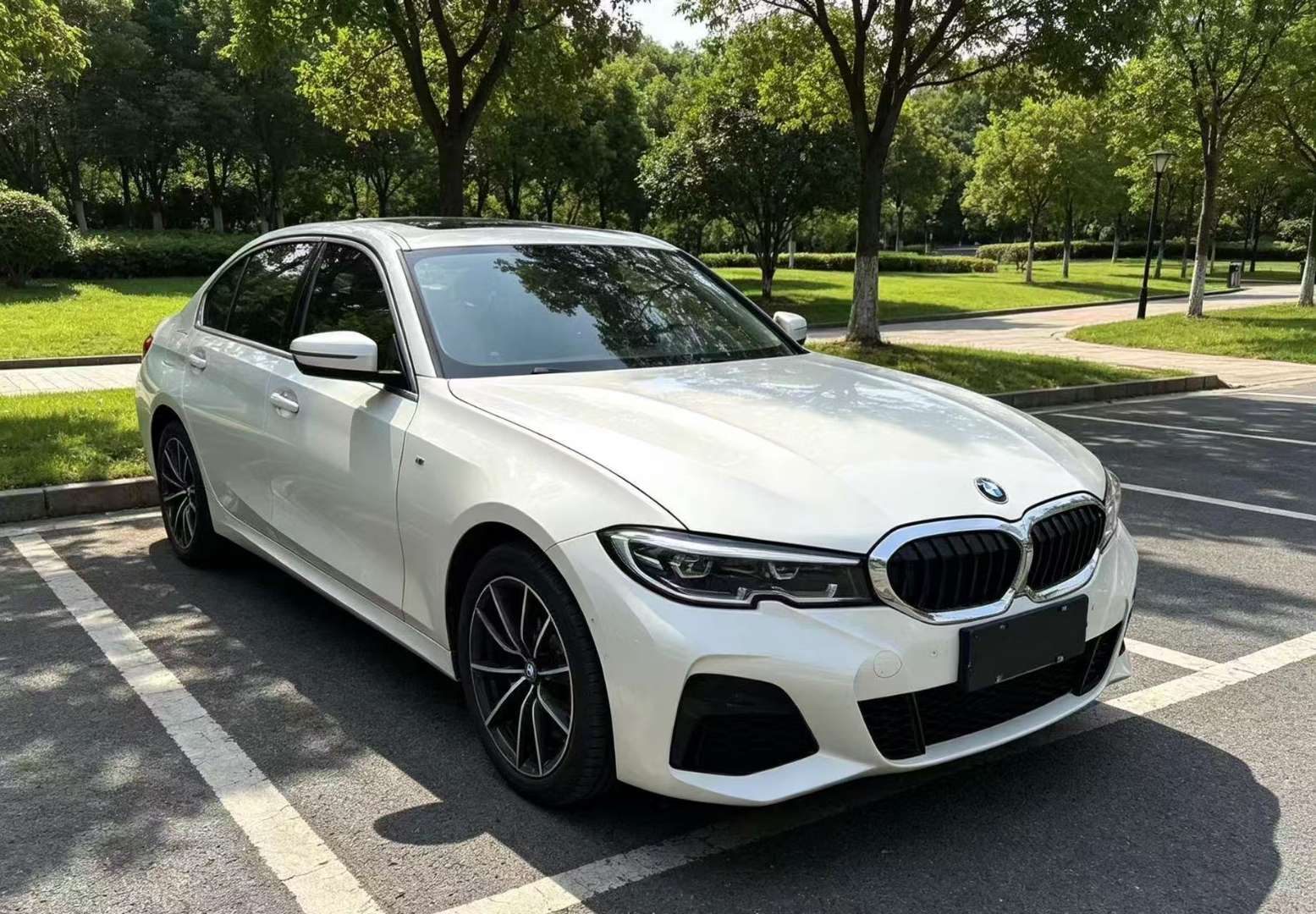 BMW 3 Series 325Li 2.0T M Sport Package 2