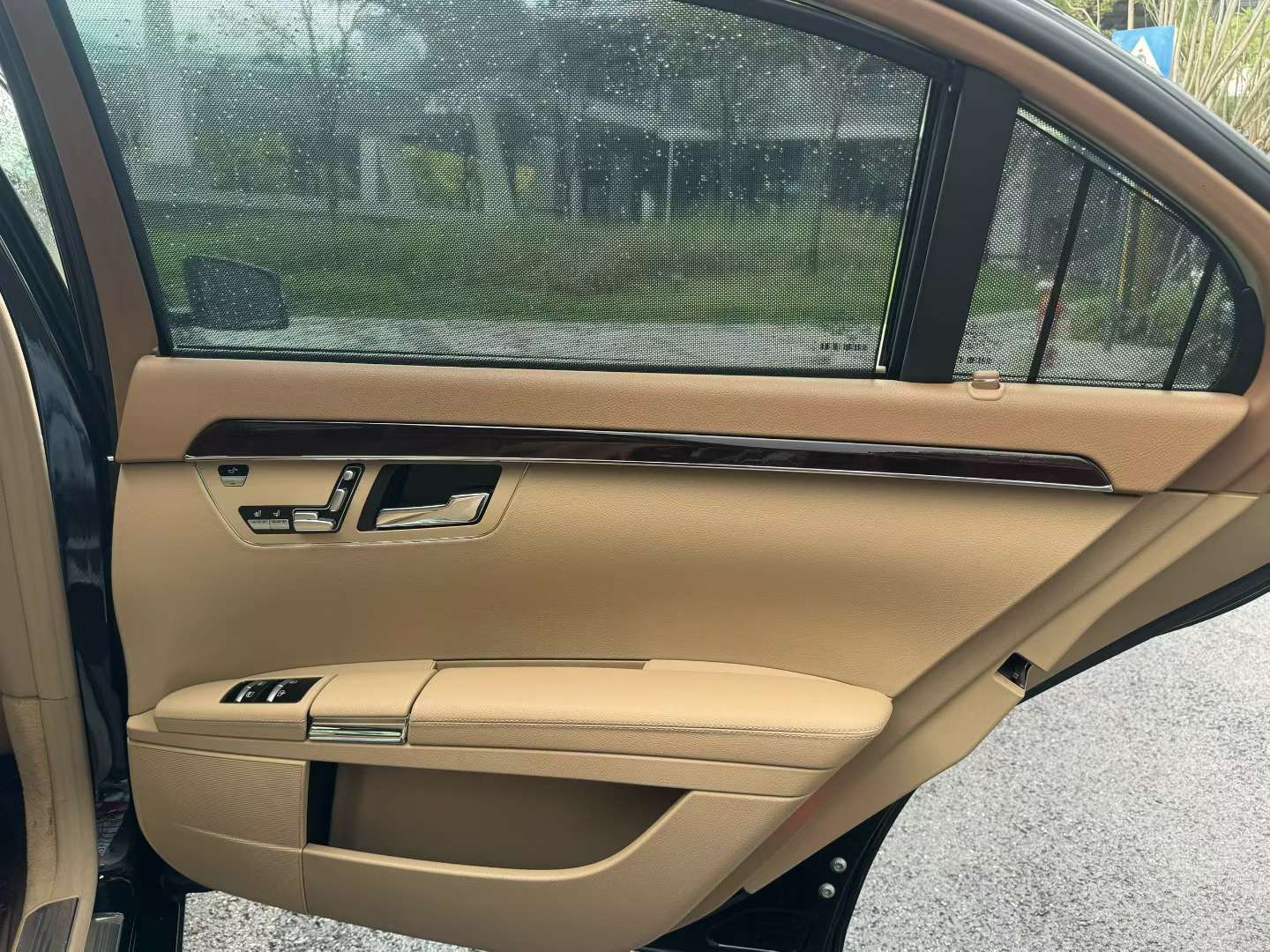 Mercedes-Benz S-Class 9