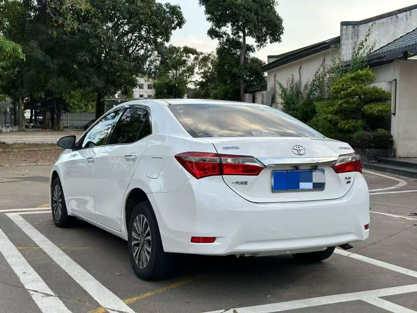 Toyota Corolla 1.2T CVT Automatic 9